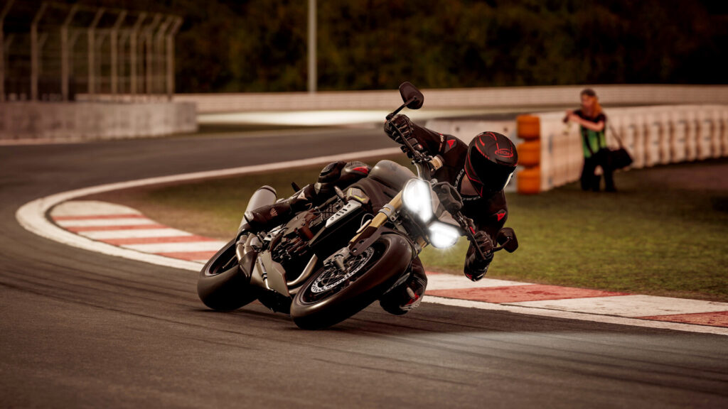 《极速骑行5/RIDE 5 Special Edition》V2024.02.22整合Speed With Style Pack|官中|支持键鼠.手柄|容量43.5GB插图 《极速骑行5/RIDE 5 Special Edition》V2024.02.22整合Speed With Style Pack|官中|支持键鼠.手柄|容量43.5GB插图